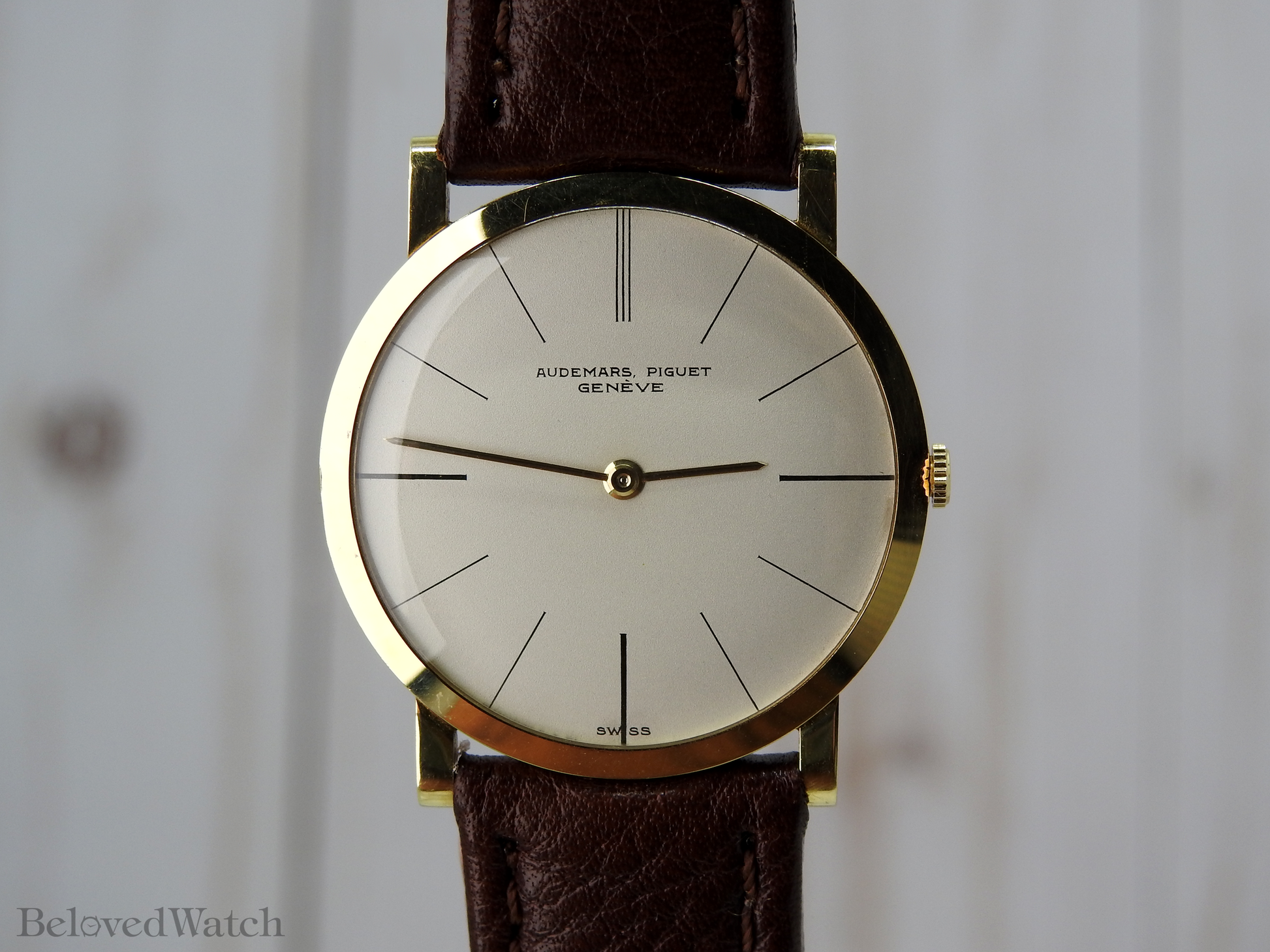 Ultra thin sales dress watch